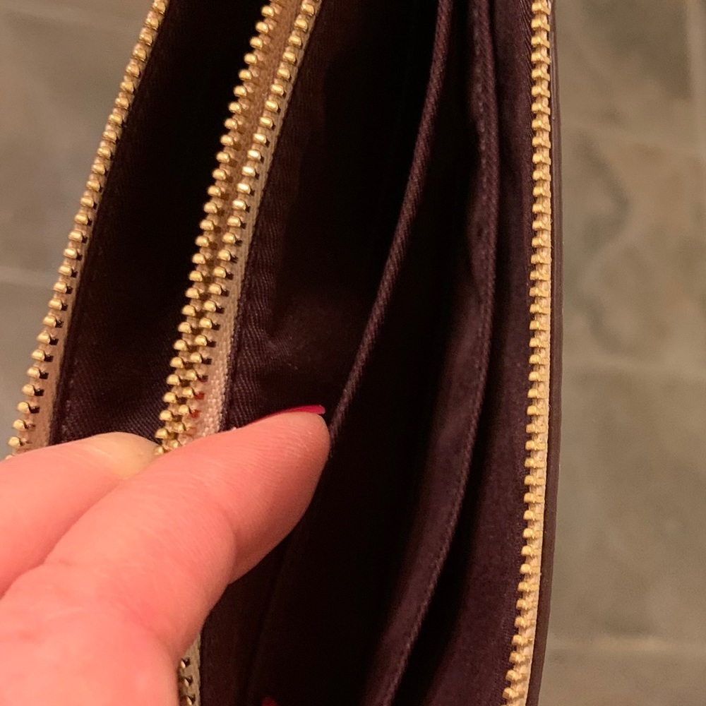 Coach NWT double zip wallet/wristlet - Picture 4 of 16